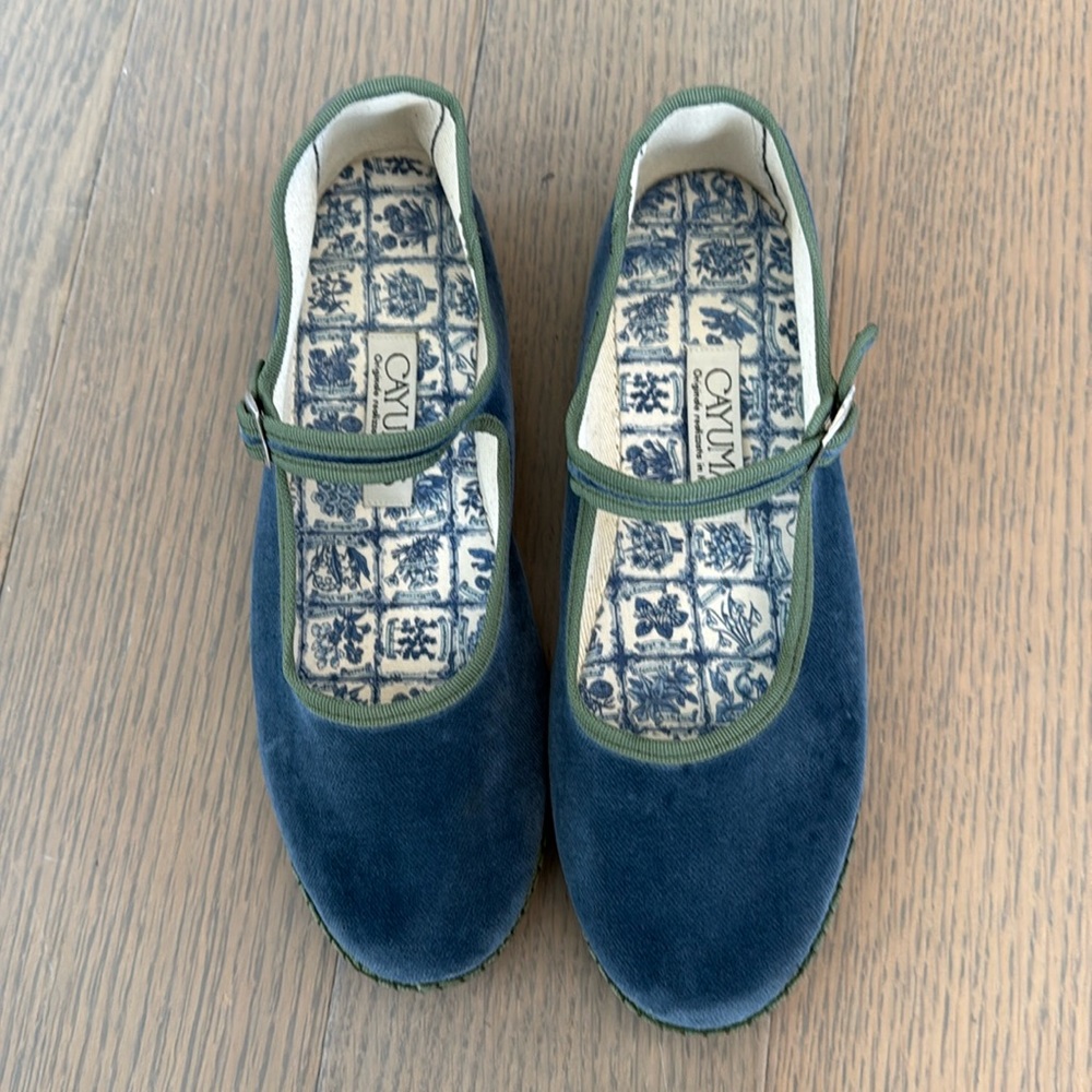 CAYUMAS women's velvet mary jane shoes in dusty blue - Picture 2 of 8